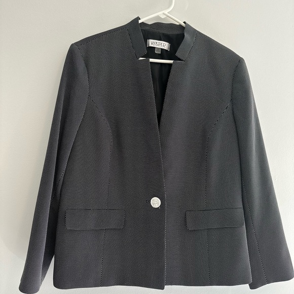 Kasper Women's Gray Blazer with Single Button - Picture 1 of 2
